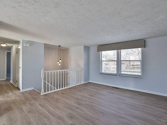 4th image of 5133 Clareridge Ct