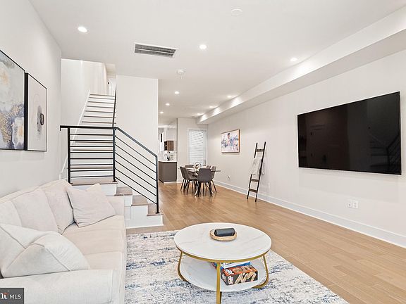 5th image of 3657 13th St NW