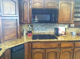 14662 Riverside Rd, Apple Valley, CA 92307