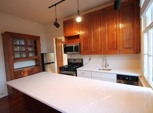 1047 Peniston St, New Orleans, LA 70115