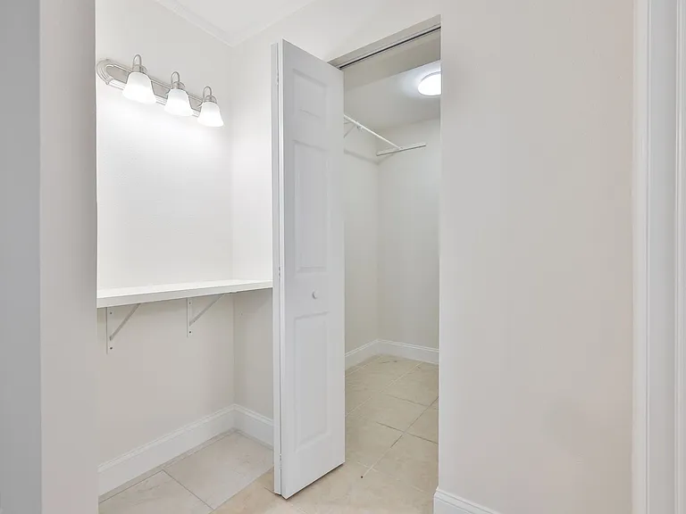 11502 7th Ln N #1401 — Photo 14