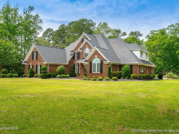 2nd image of 951 White Horse Drive