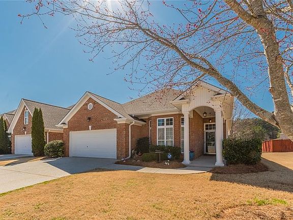 3rd image of 644 Valley Glen Dr