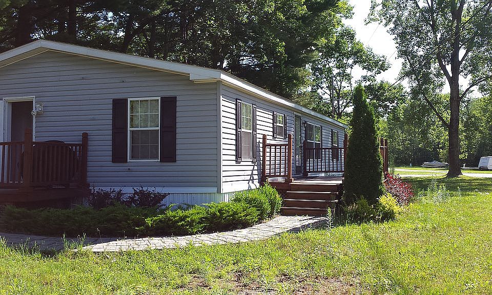 1st image of 100 Gordon Ln Trlr 200