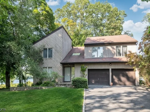12 Noreen Ln, Wayne Twp., NJ 07470