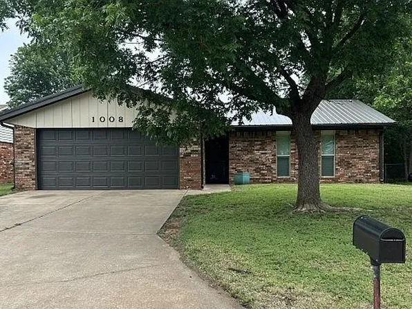 1008 E Franklin Ave, Stillwater, OK 74075