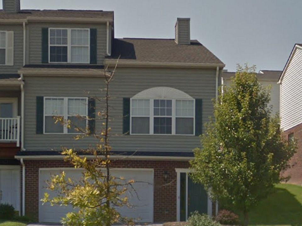 1st image of 760 Oaktree Blvd