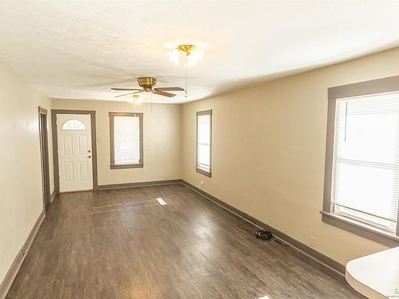 4th image of 1003 N 8th St