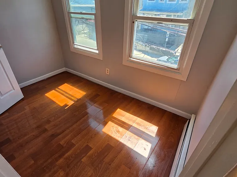 157 Hobson St #1A — Photo 5