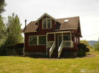 52 W Birnie Slough Rd, Cathlamet, WA 98612
