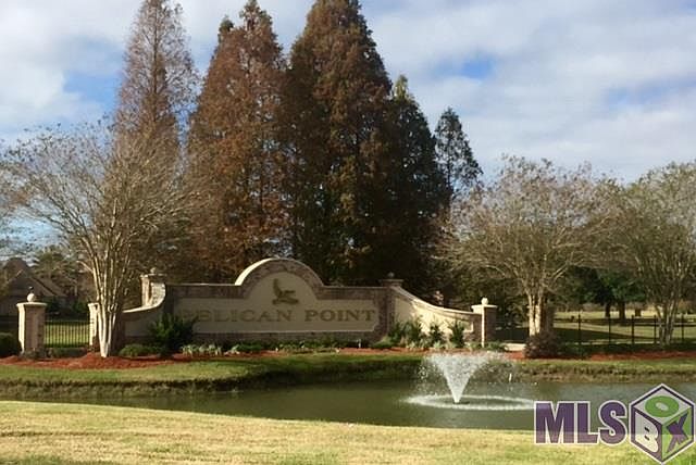 1st image of 749 Royal Lake Estates Ave