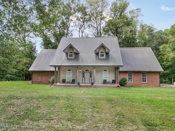 52 Ogden Rd, Natchez, MS 39120