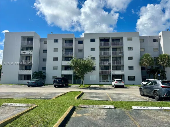 8145 NW 7th St, Miami, FL