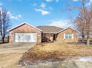 13617 Perry Rd, Garfield, AR 72732