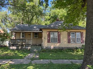718 Cottonwood St, Emporia, KS 66801