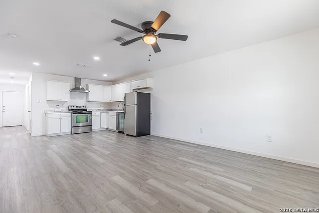 1010 County Road 4516 #1010 — Photo 3