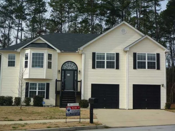 1955 Hillsprings Ln, Lithonia, GA 30058