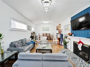6748 185th St, Fresh Meadows, NY 11365