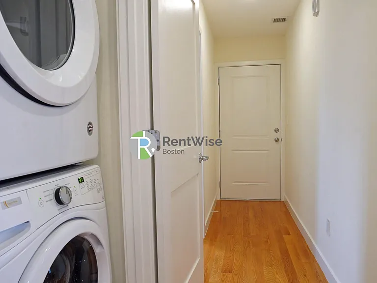 15 Kelley Ct #153 — Photo 7