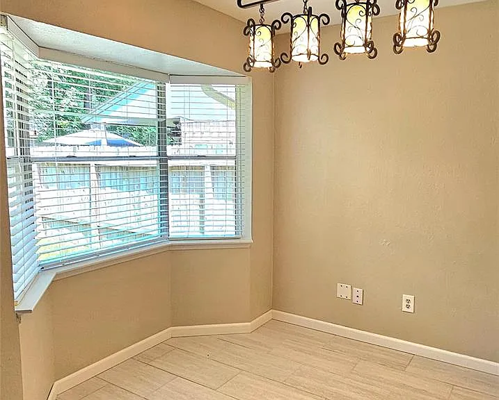 22 W Broken Oak Ct — Photo 11