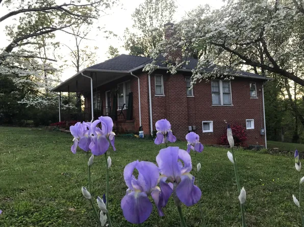 147 Stribling Ave, Charlottesville, VA 22903