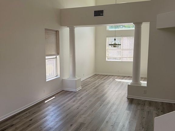 2nd image of 6958 Raintree Path
