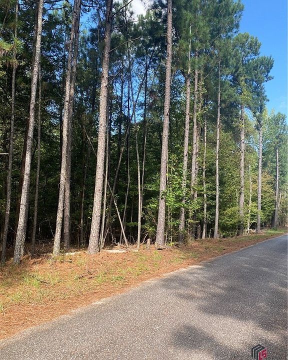 2nd image of 1950 Reids Ferry Road