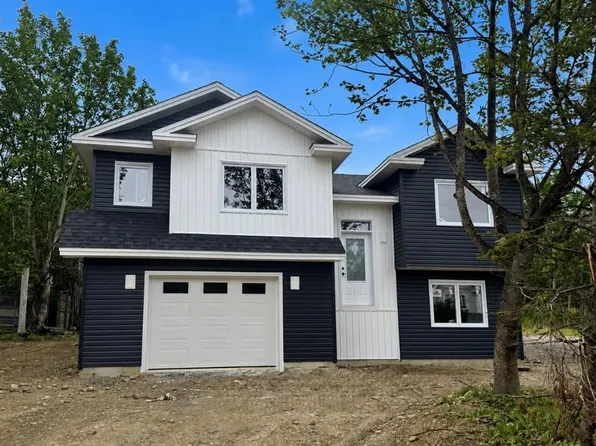 42 Forest Road, Conception Bay South, NL A1X6J6
