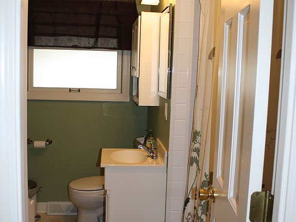 5th image of 277 Dupont Ave