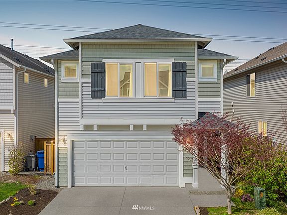 2nd image of 1134 81st Dr SE