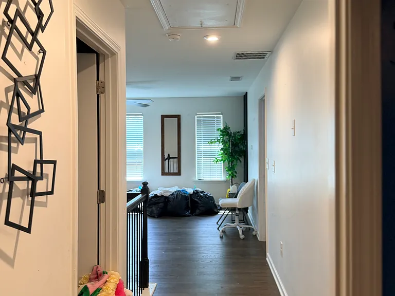 7318 Shady Tree Ct — Photo 56
