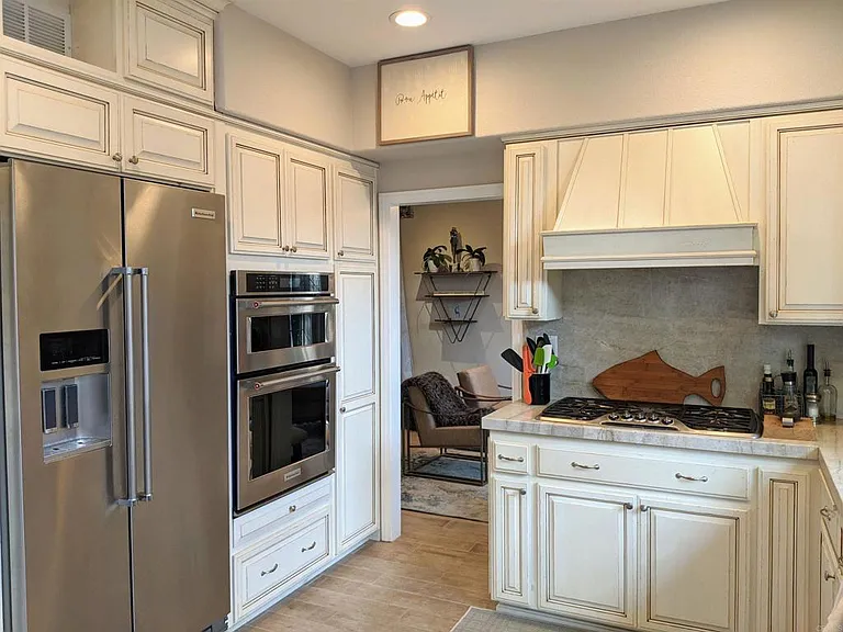 4381 Corte De La Fonda — Photo 14
