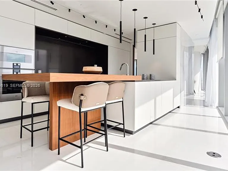 300 E Biscayne Boulevard Way #5101 — Photo 5