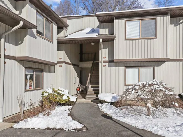 120H Columbia Court, Yorktown Heights, NY 10598