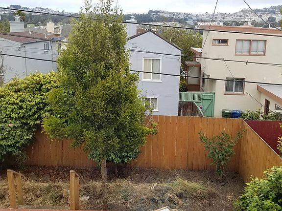 5th image of 24 Eastgate Dr