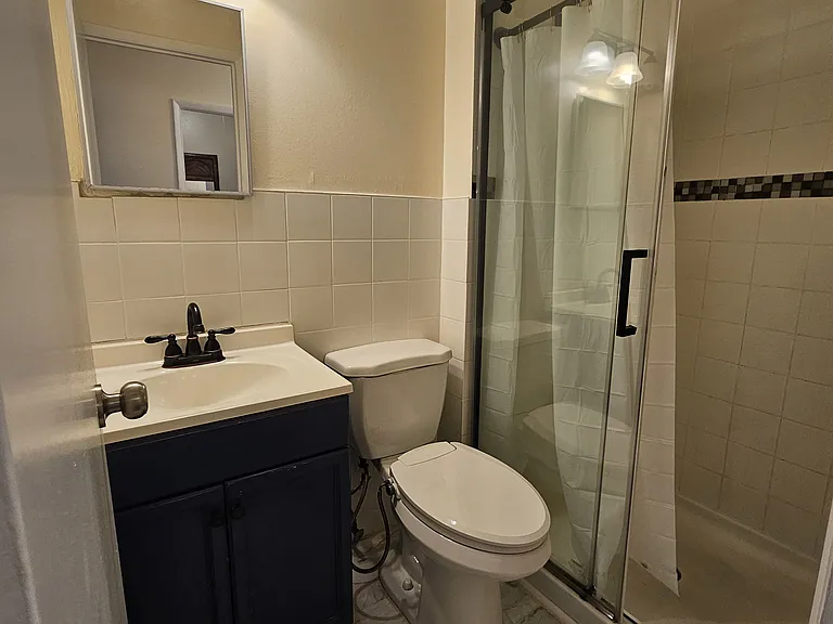 Bathroom1