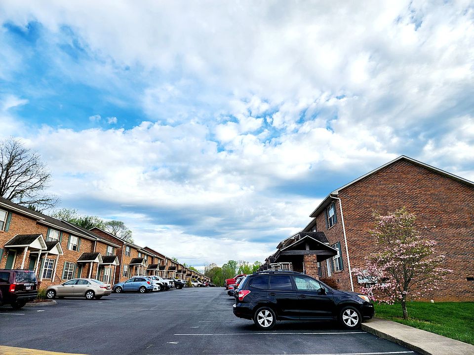 1st image of 1747 Skyline Dr APT 46