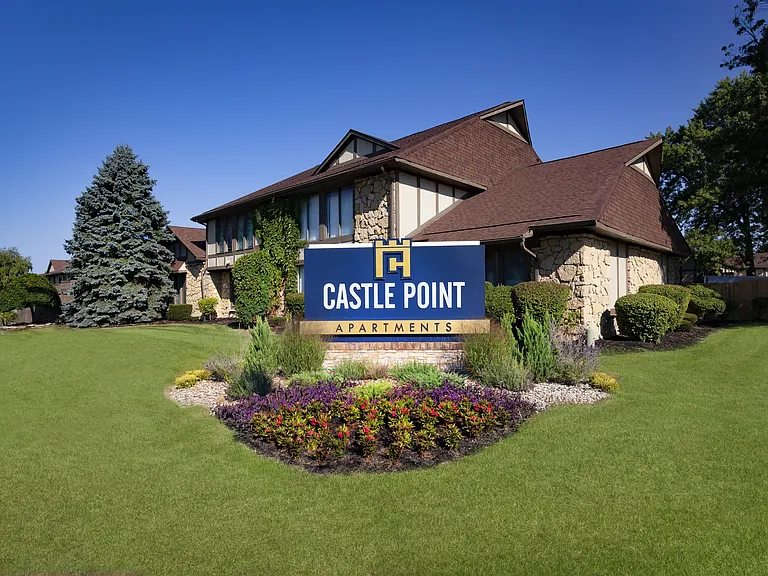Castle Point — Photo 24