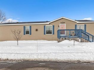 458 White Willow Dr, Flint, MI 48506