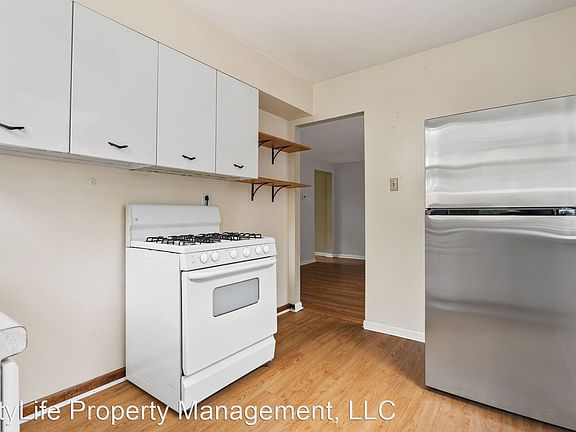 5th image of 615 Wentworth Ave #10291849