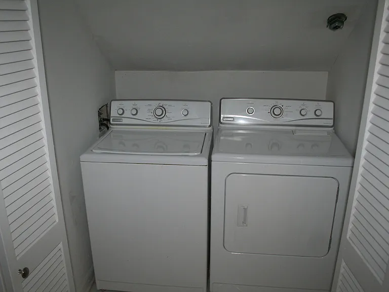 2900 Rustic Ln — Photo 8