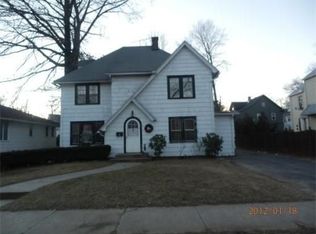 42 Perkins St, Springfield, MA 01118