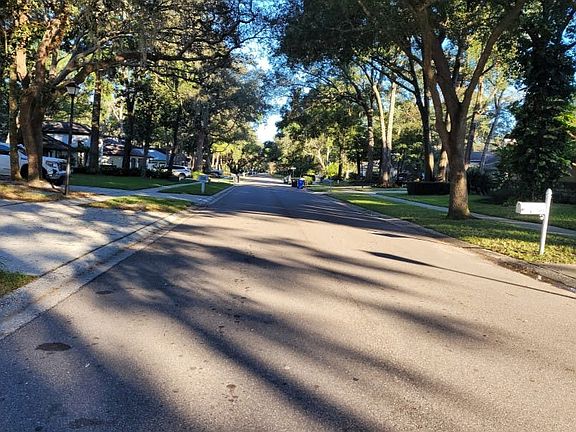 4th image of 504 Stratfield Dr