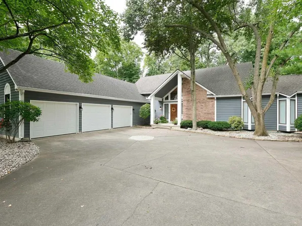 505 Stockade Dr, Fort Wayne, IN 46825