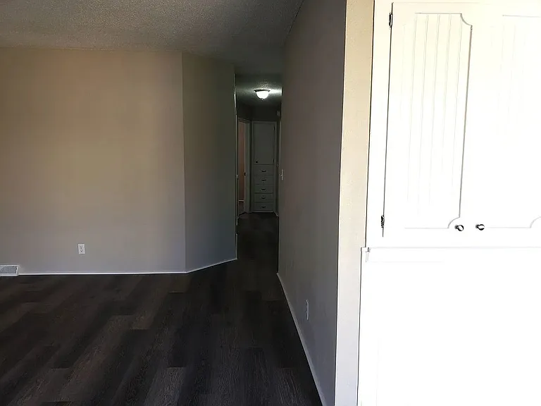 3118 S Chase Ave — Photo 7