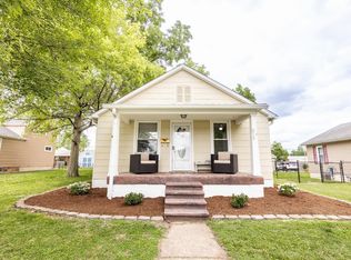 215 W Missouri St, Trenton, IL 62293