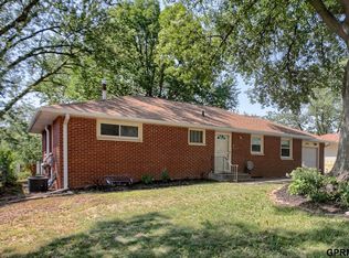 4451 Meredeth St, Lincoln, NE 68506