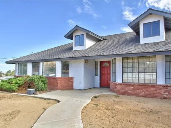 8441 Sierra Vista Rd, Phelan, CA 92371
