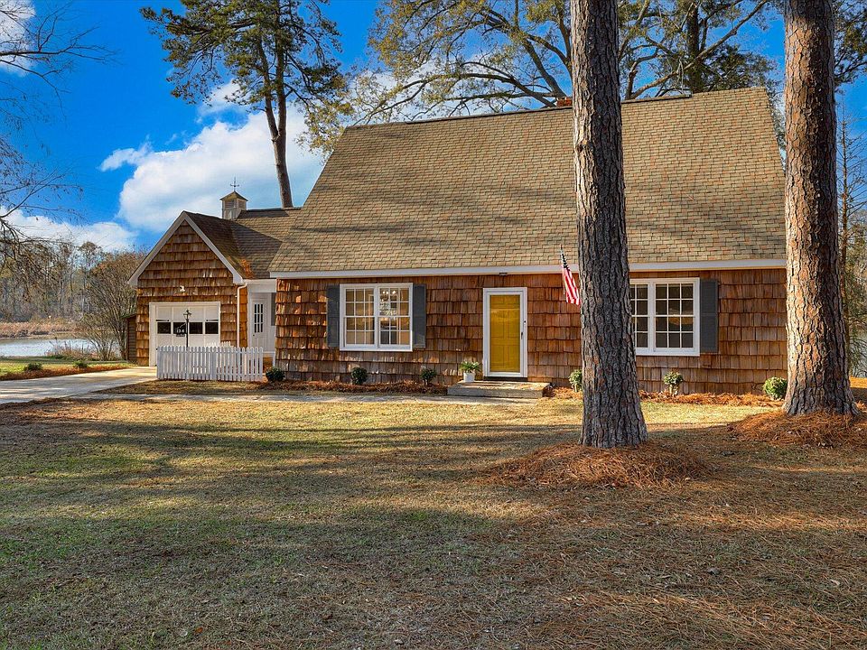 5th image of 134 Lake Bluff Drive