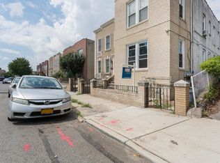 2412 35th St, Astoria, NY 11103